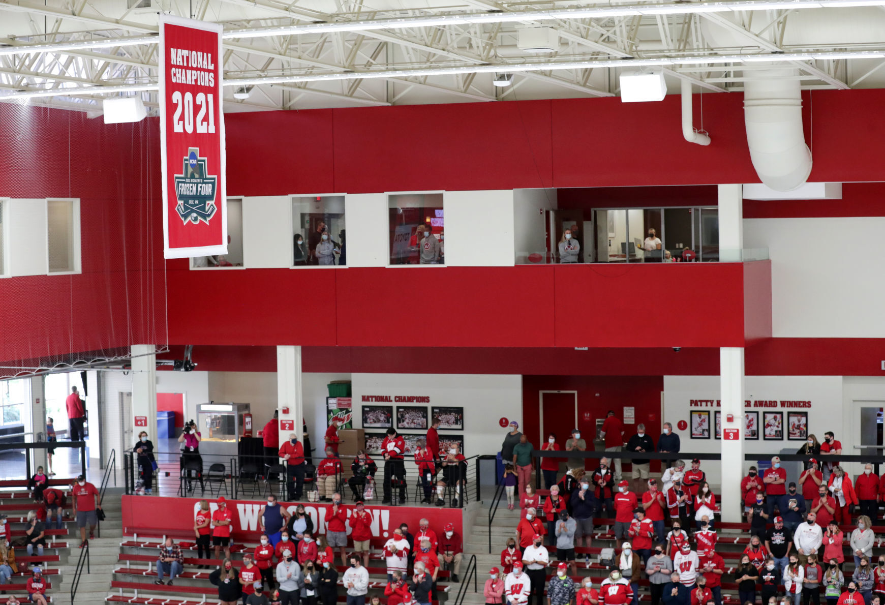 Badgers get emotional in honoring 2021 NCAA women's hockey championship team before they shut out St. Cloud State